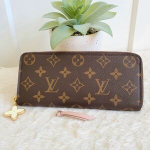 💕BEAUTIFUL Louis Vuitton Wallet Clemence Zippy Rose Ballerine Monogram